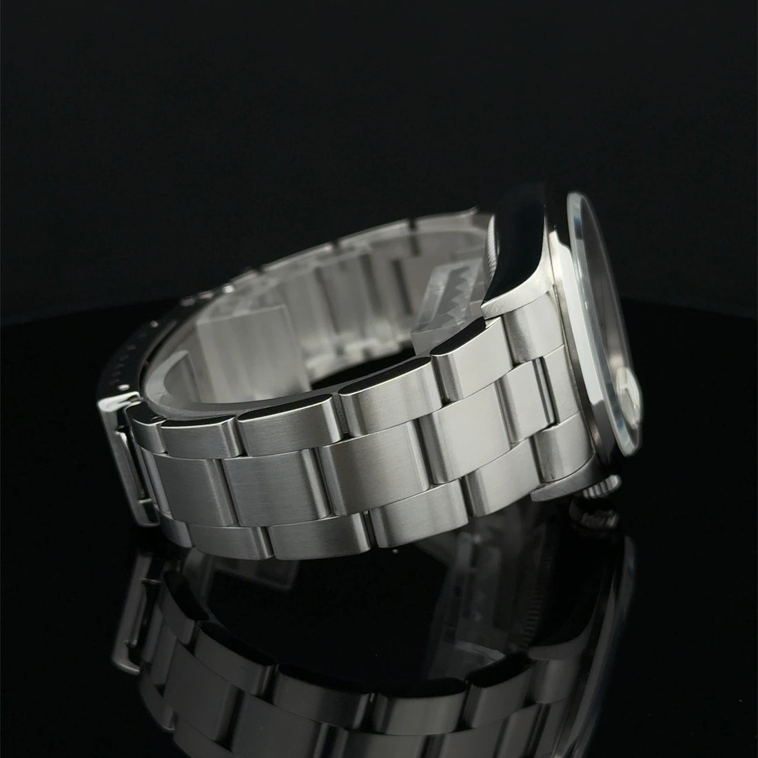 1997 Rolex Oyster Perpetual Date White Arabic Dial on Oyster 15200
